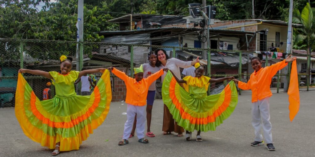 Community Play Library-Transform Children's Lives