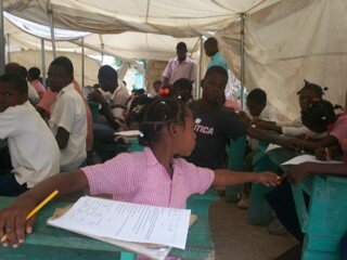 Help 600 Haitian children to enjoy their rights.