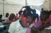 Help 600 Haitian children to enjoy their rights.