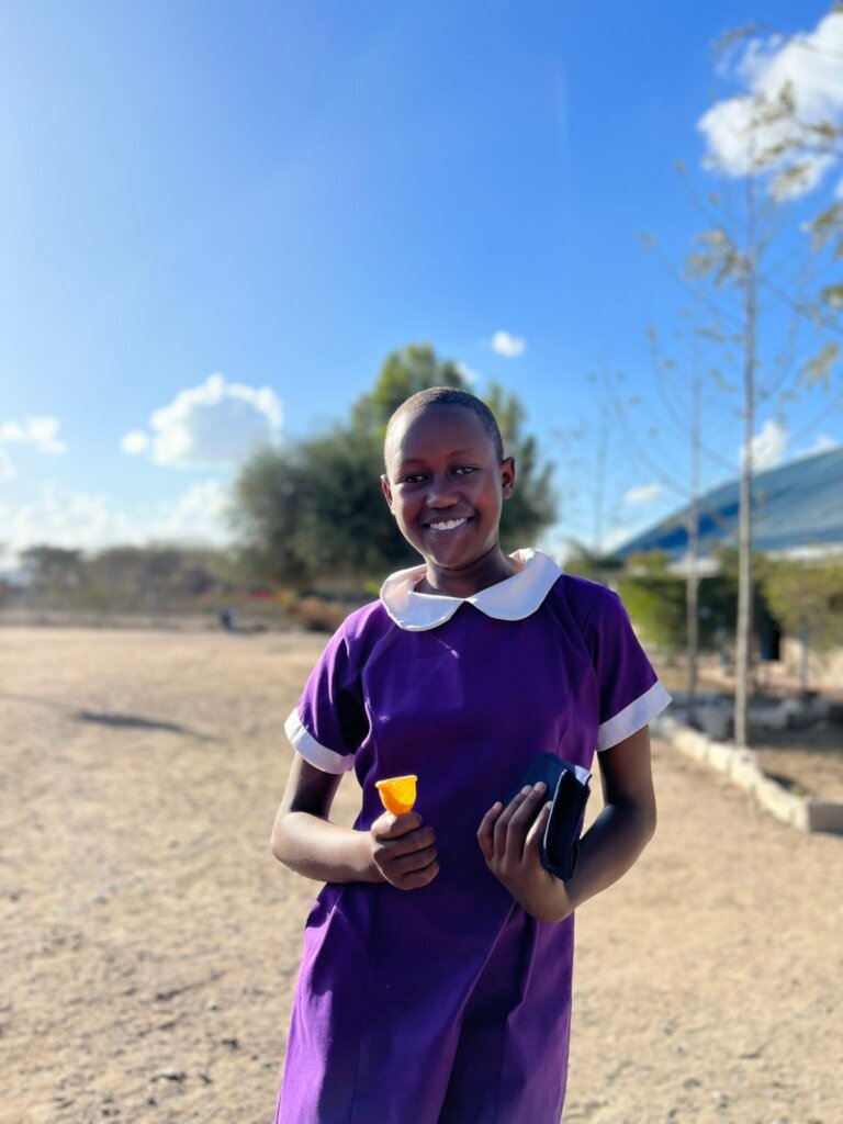 The 100.000 period poverty project