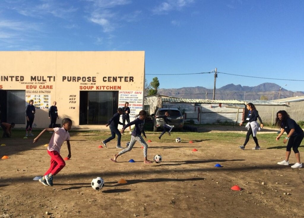 Job Creation: Launch an African Business Centre