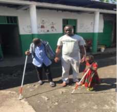 Helping the deaf-blind with educational materials