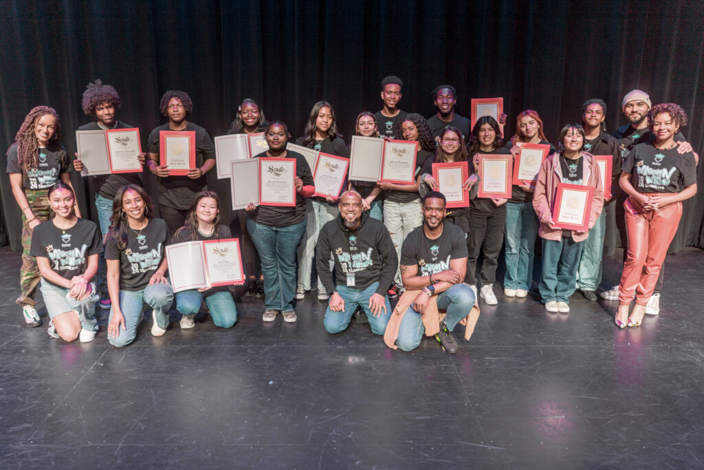 Art Programs for 850 Underserved Los Angeles Youth