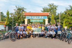 Bike riders at the starting point in Srei Snam