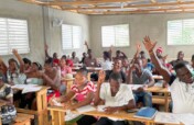 Support teachers and education in Haiti