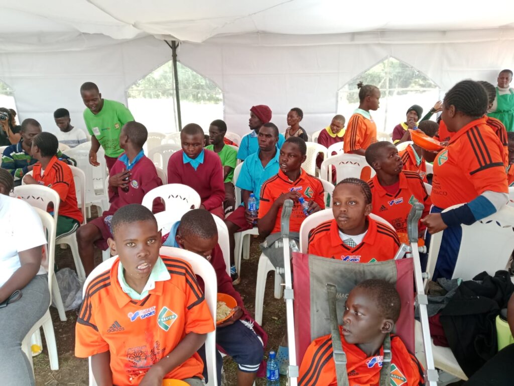 The girls and boys with disability in for sports