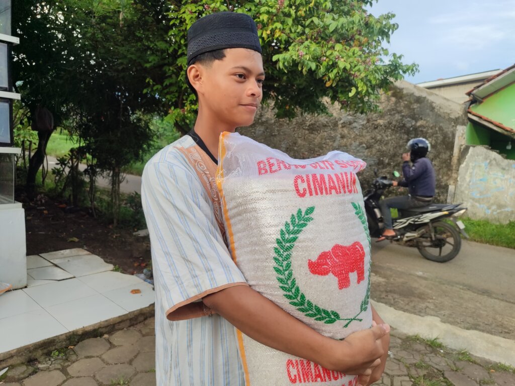 Food Support for Orphans in Indonesia