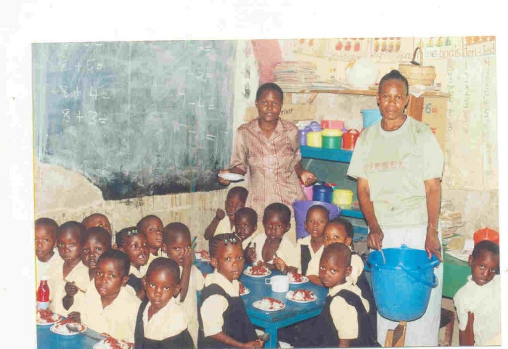 Provide Nutrition to 100 Children in Kenya