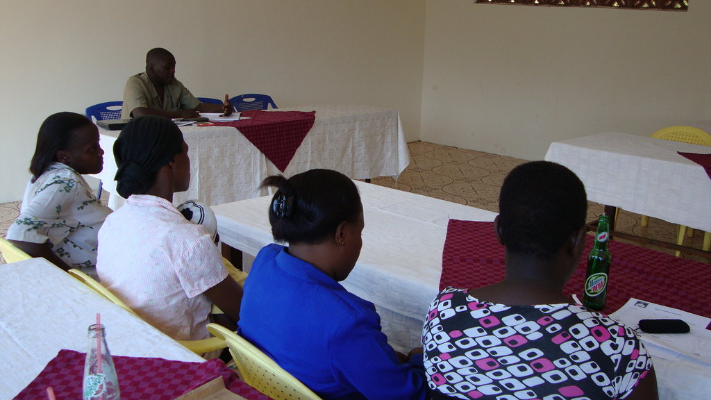 Help 600 youth manage waste in Kira Town Council