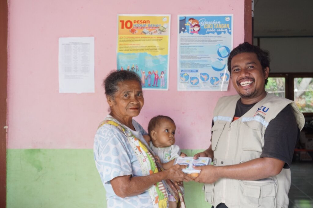 Distribution of medicine kits at Bokang School