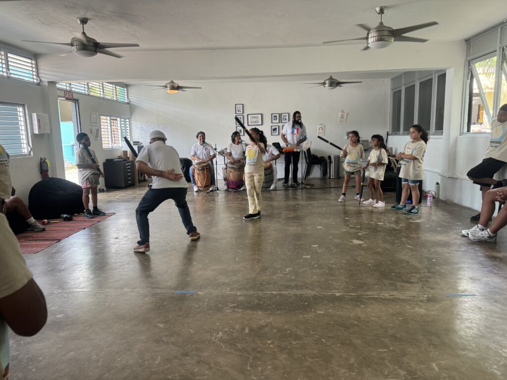 Feed 40 Children in Puerto Rico Art Program