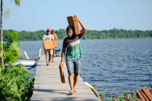 Construction of community library at Para