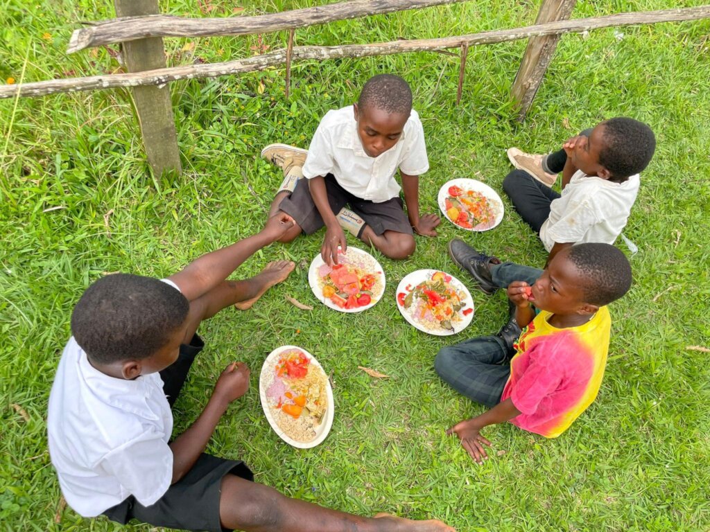 Sponsor Lunch for 1500 School Children in Uganda
