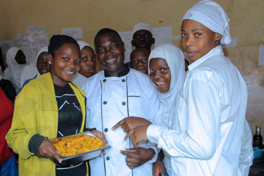 Sponsor Lunch for 1500 School Children in Uganda