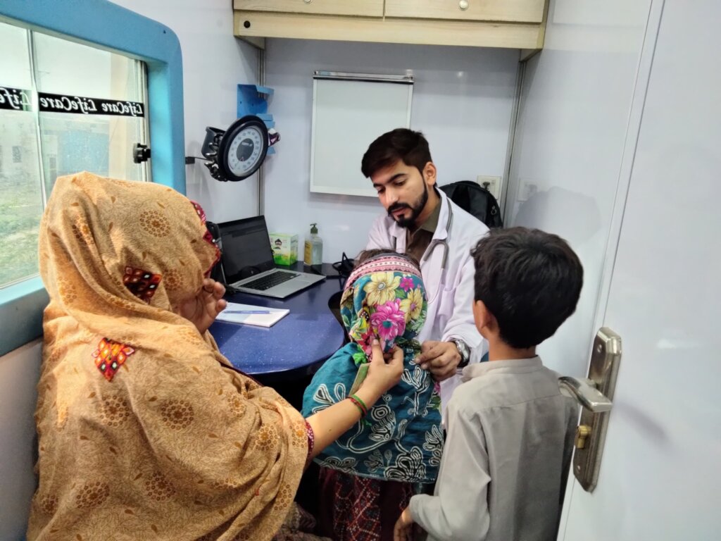 Support Mobile Health Unit in Pakistan