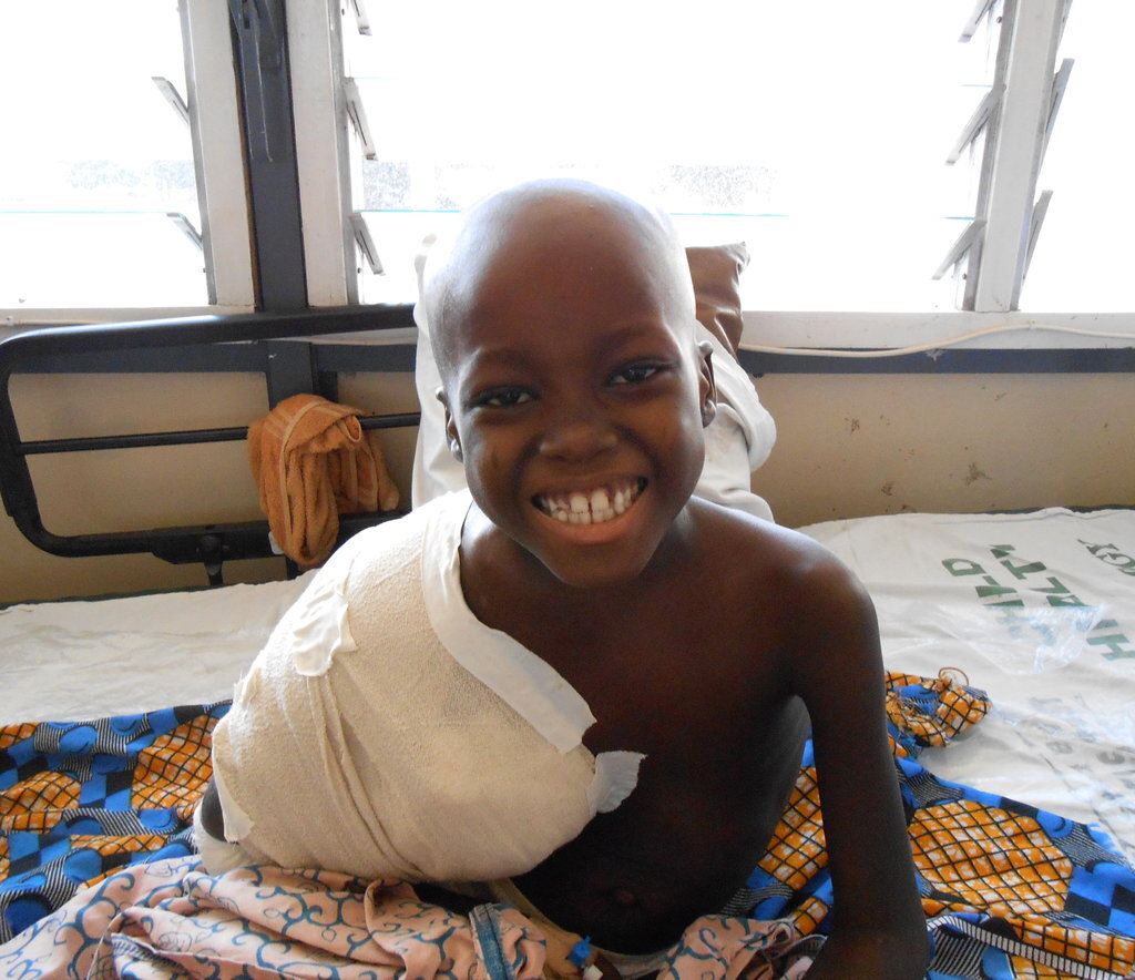 Equip a Pediatric Oncology Ward to Save Lives