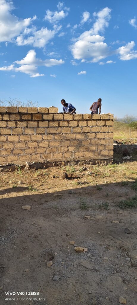 Combat Homlessness in Kenya, build a Rescue Centre