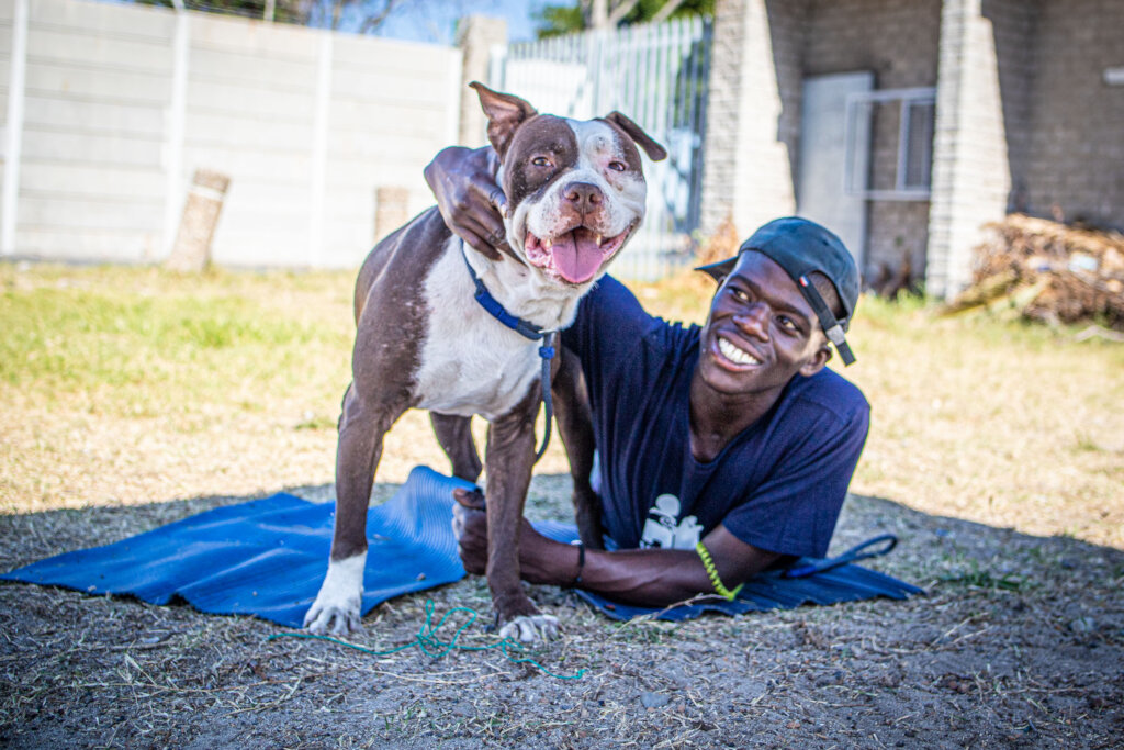 Empower Youth, Transform Shelter Dogs