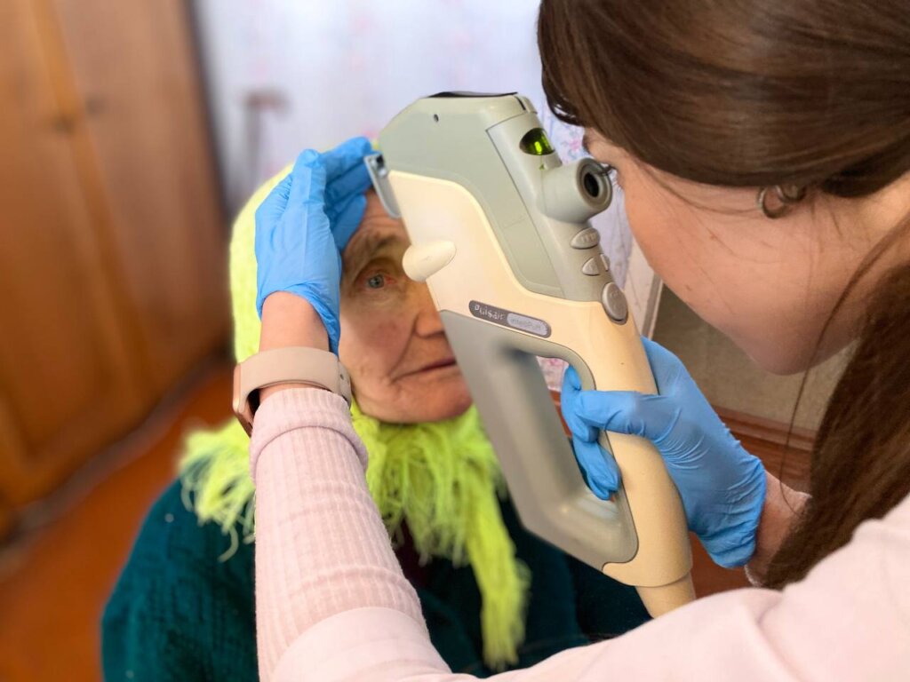 Helping to restore sight to the elderly