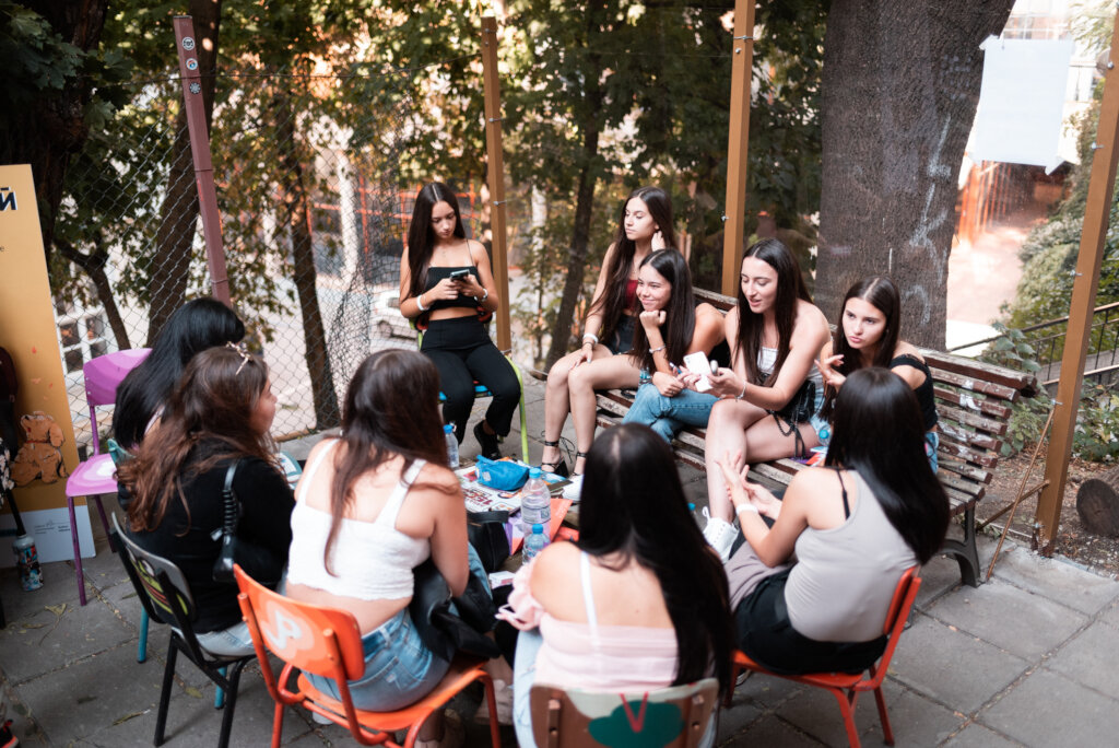Help Unite Bulgaria's Student Volunteers