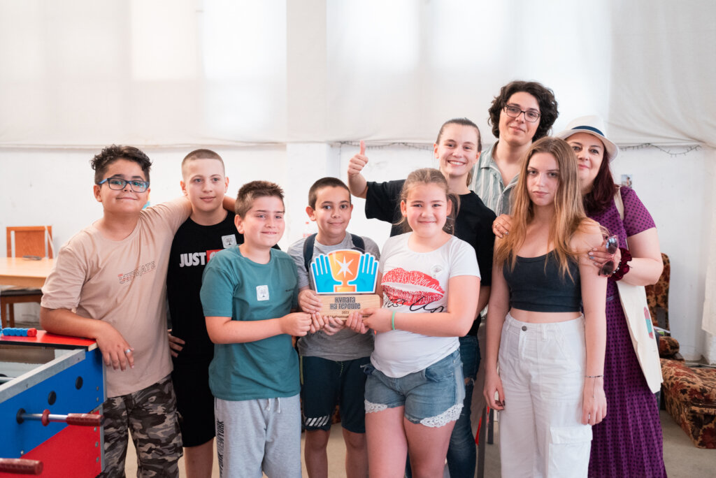 Help Unite Bulgaria's Student Volunteers