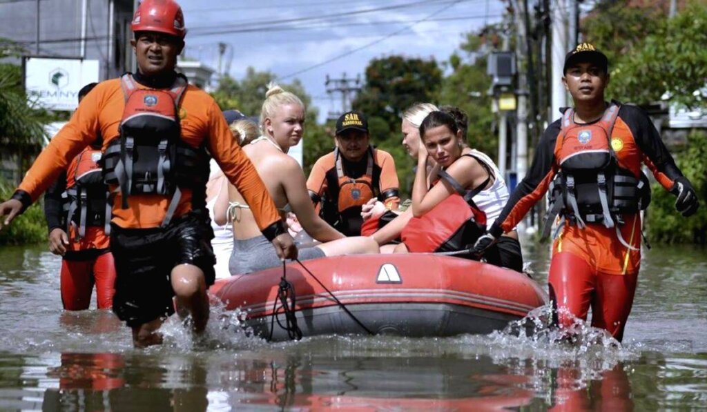 Indonesia Flood and Disaster - Send Emergency Aid