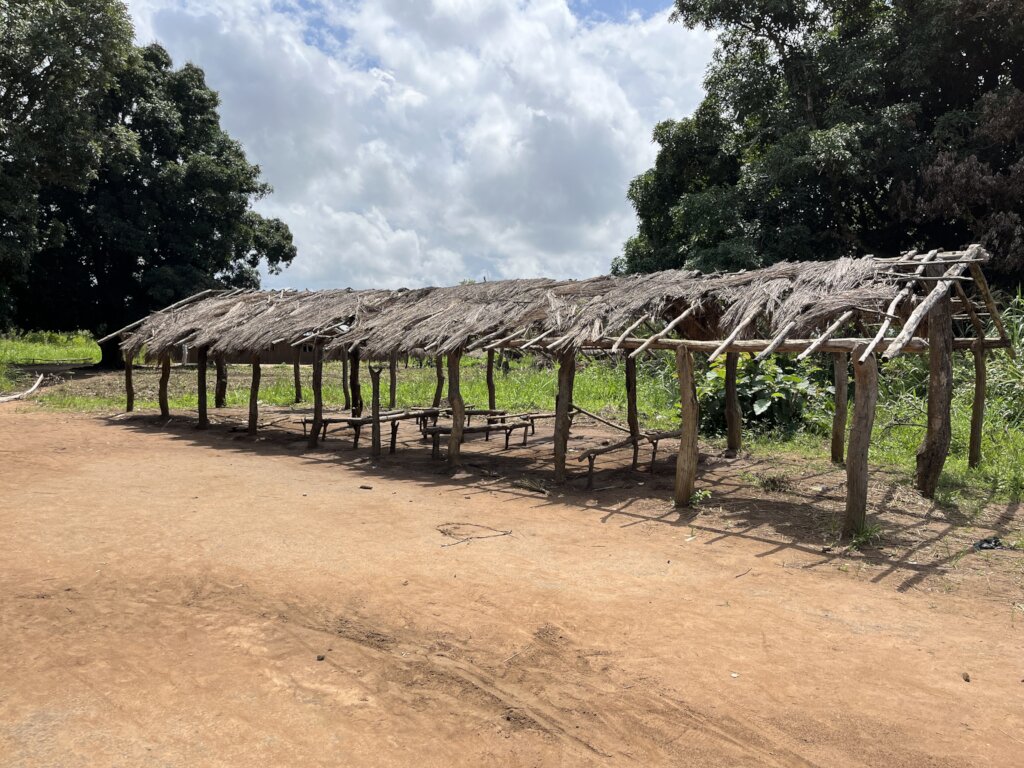 Support the construction of Abua Primary School