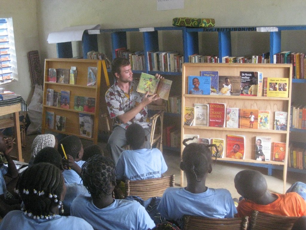 Help 200 students learn to read in Burkina Faso