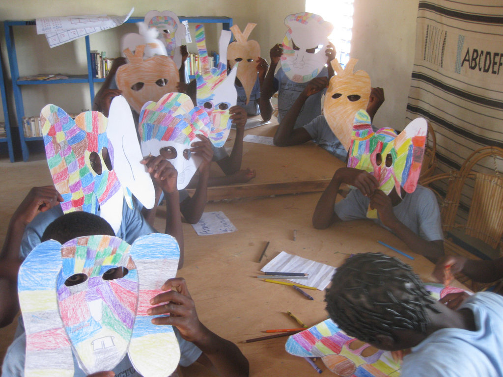 Help 200 students learn to read in Burkina Faso