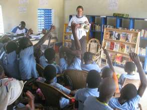 FAVL Volunteer Emilie Leading Story Time