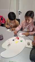Creative stone painting workshop