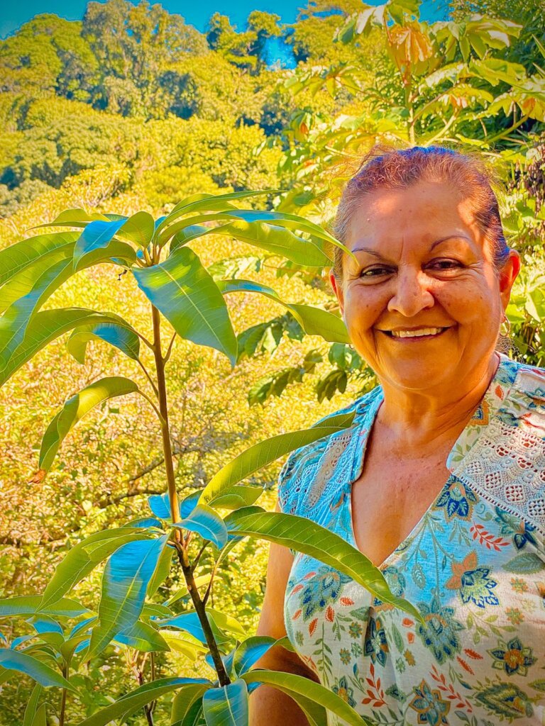 WOMEN WORKING AGROECOLOGY
