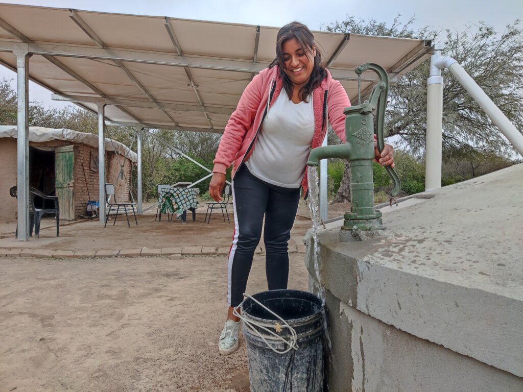 Safe water for 76 families in Argentina