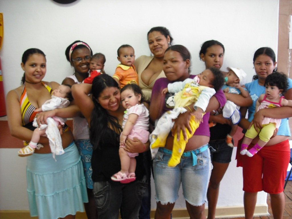 Change Lives of 100 High Risk Teen Mums in Brazil