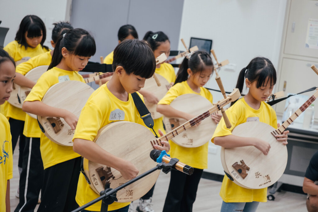 Empower rural Taiwan children through activities