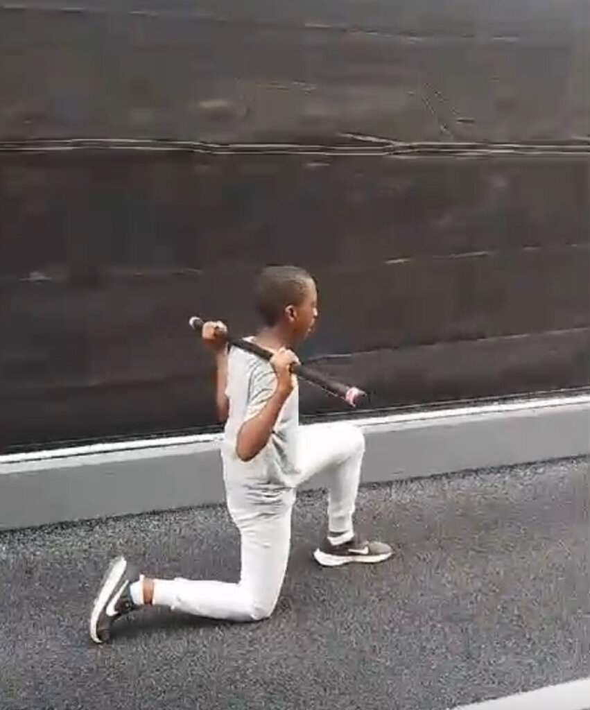 Support a Bahamian elite academy for youth golfers