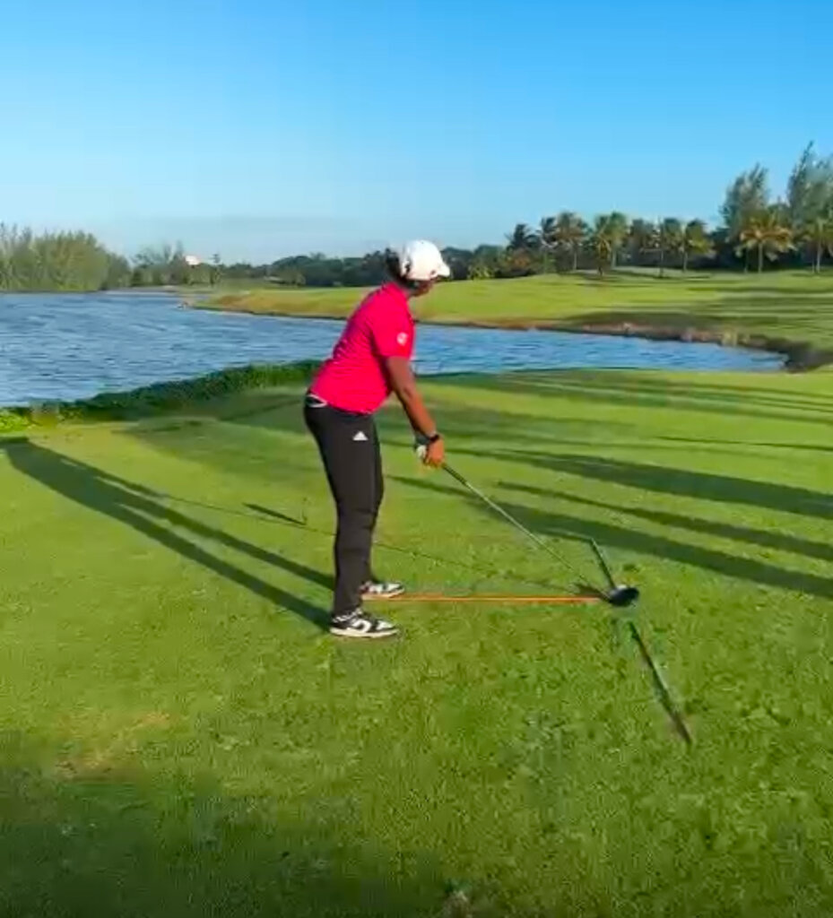 Support a Bahamian elite academy for youth golfers