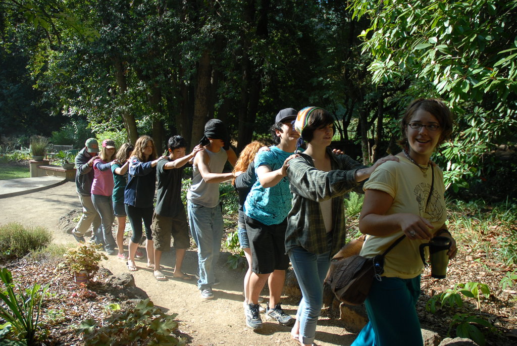 Empower 400 Youth to Make a More Peaceful Tomorrow