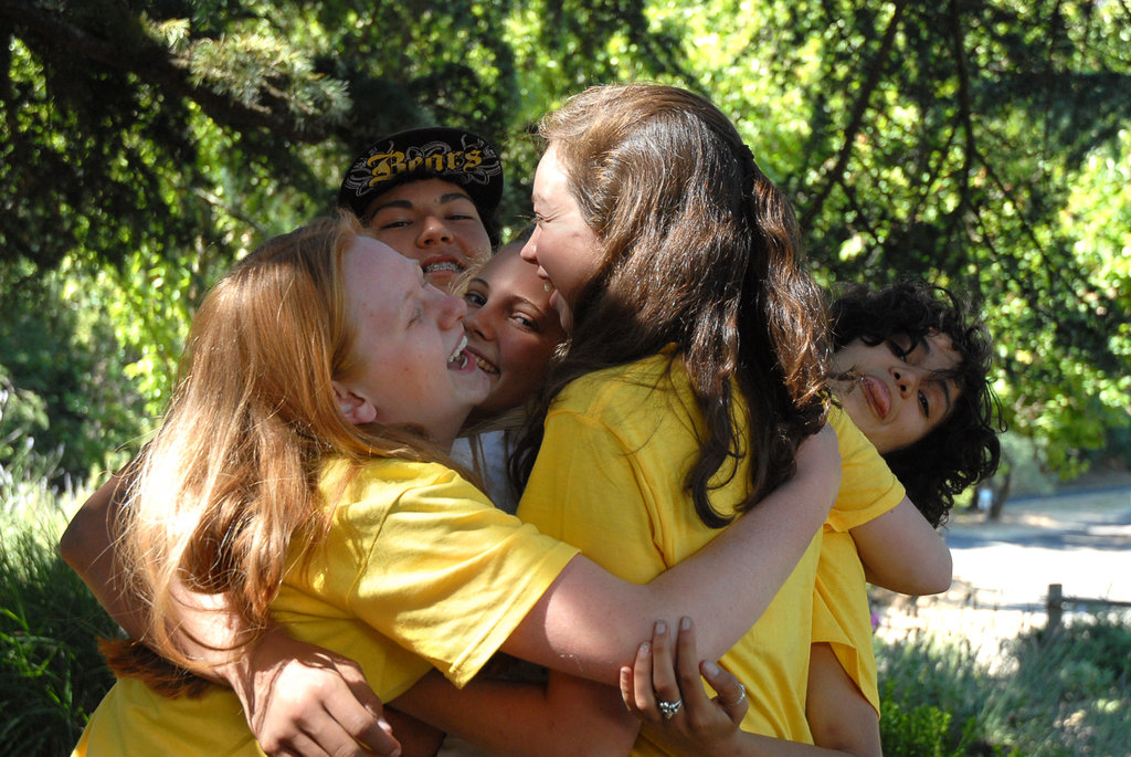 Empower 400 Youth to Make a More Peaceful Tomorrow