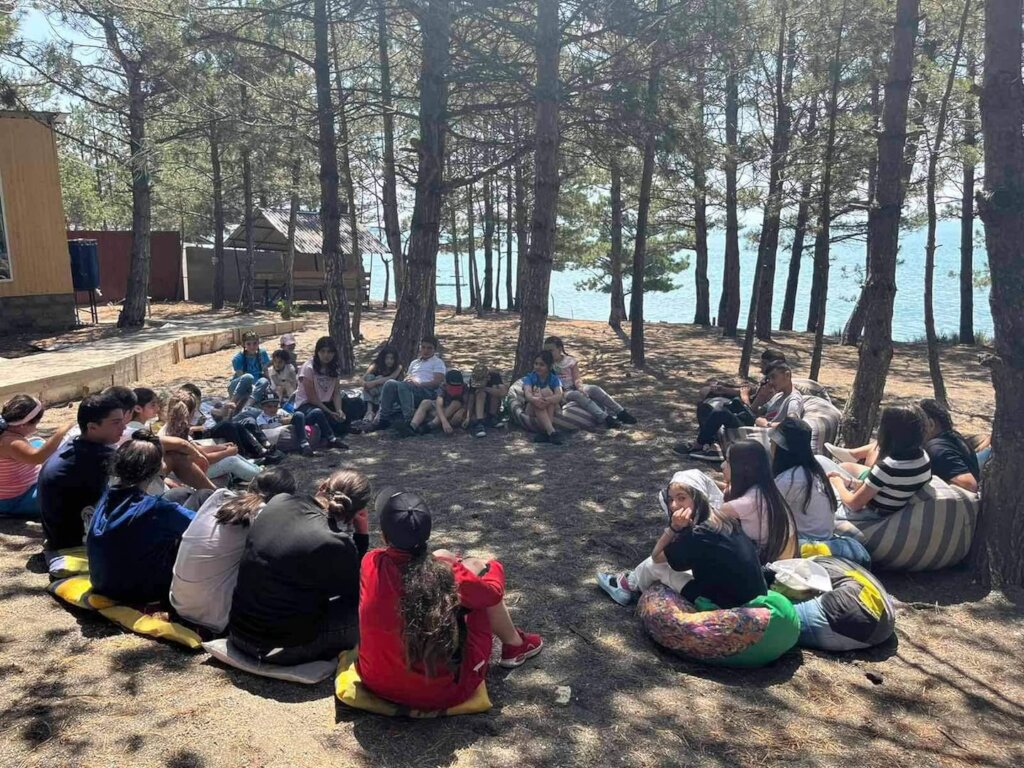 Bari Camp for kids from Border Regions of Armenia