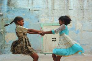 Girls dancing In Setrawa Empowerment Centre