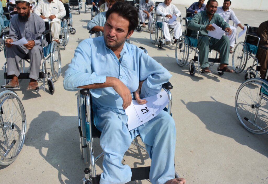 Help 100 PWDs Gain Mobility & Independence