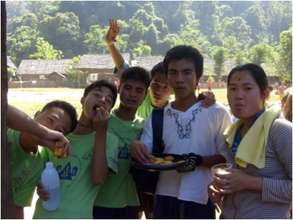 DARE Teens have many uses for Frsibees...eating!