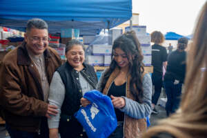 Distributing hygiene kits and cash assistance