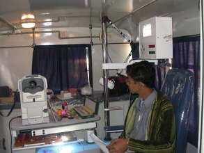 Mobile Eye Clinic-interior
