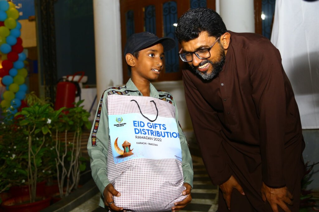 Support 2500 Eid Gifts For Orphans in Pakistan