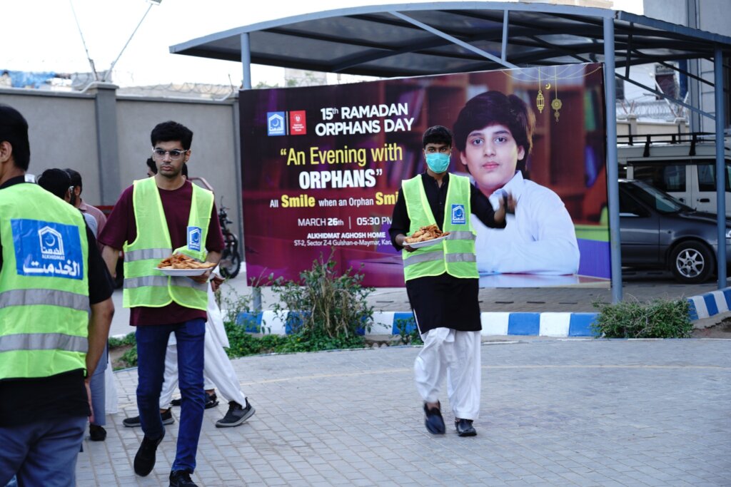 Feed Hungry Families Share Ramadan Blessings
