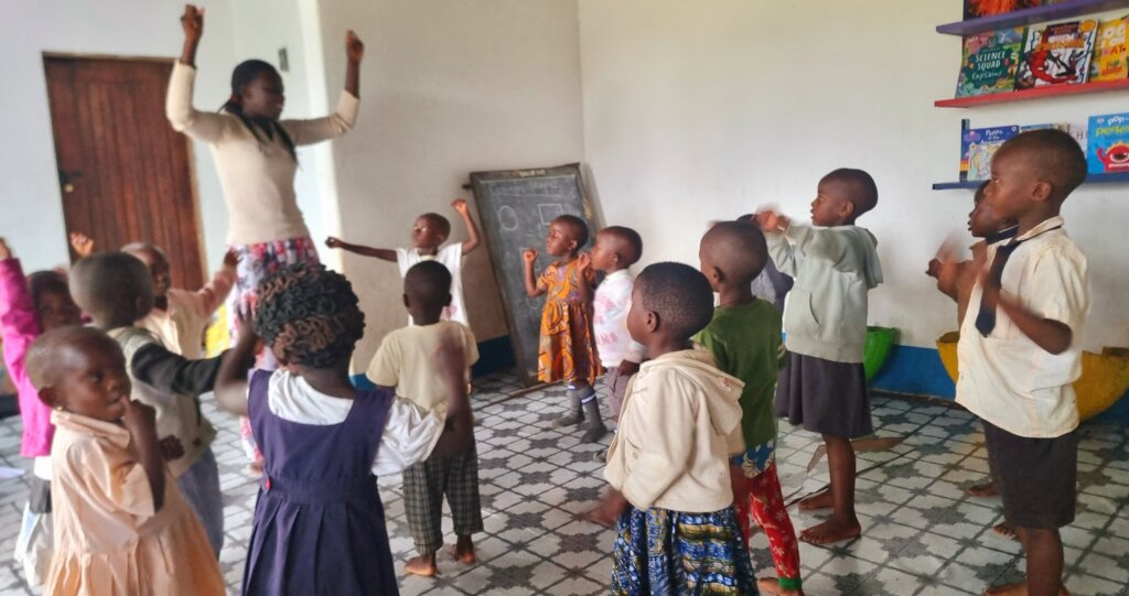 Educate 100 infants in rural Uganda