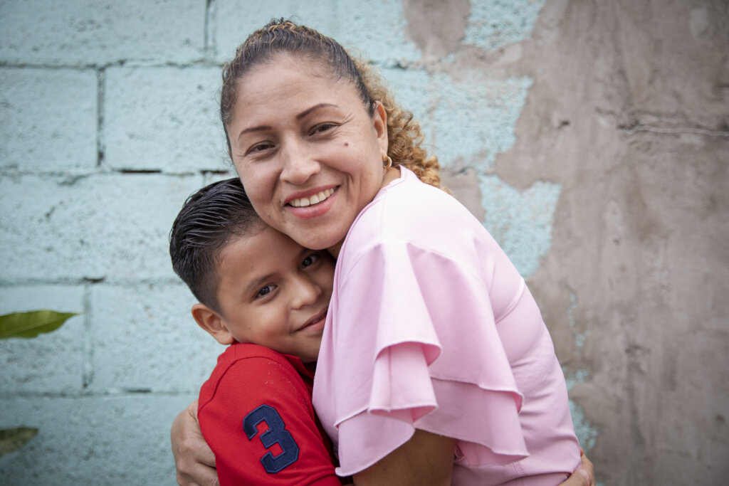 Empower Ecuador's Future: LET's Educate 3000 Kids