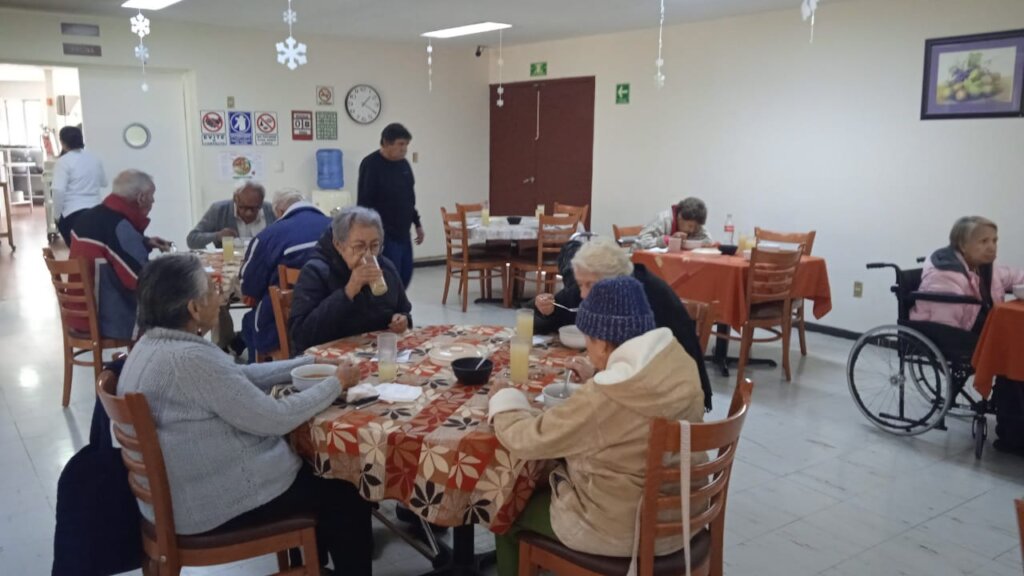 Microondas para el Bienestar de la Tercera Edad